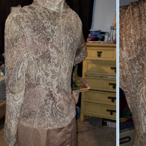 Womens dress - Picture 2 of 2